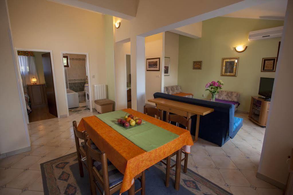 Apartments Villa Ban Rovinj Extérieur photo